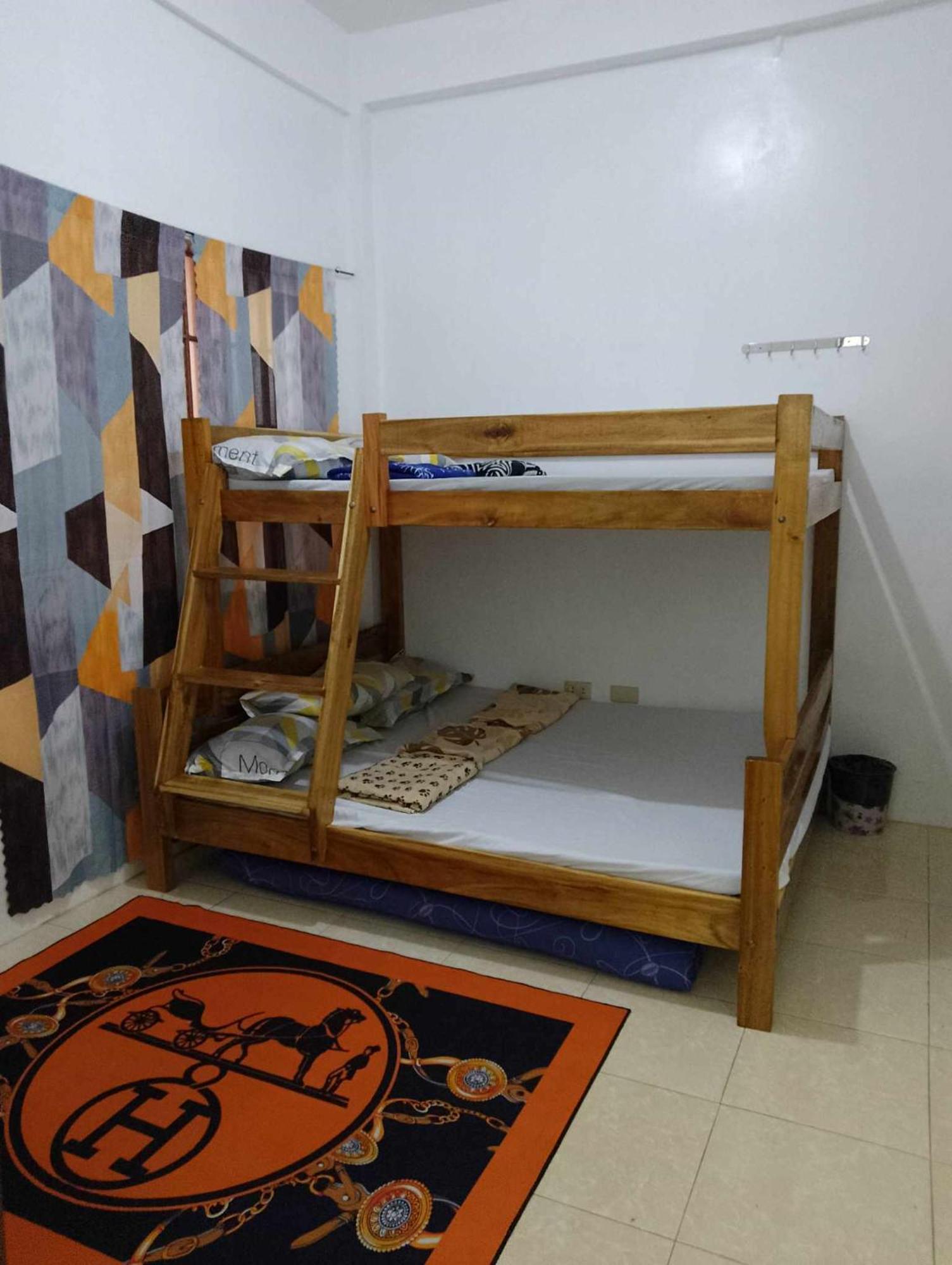 Estrelle Orange House - Backpackers Hub Leilighet Puerto Princesa Eksteriør bilde